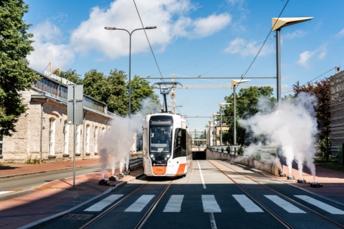 Pidulikult taasavati Ülemiste City trammiühendus