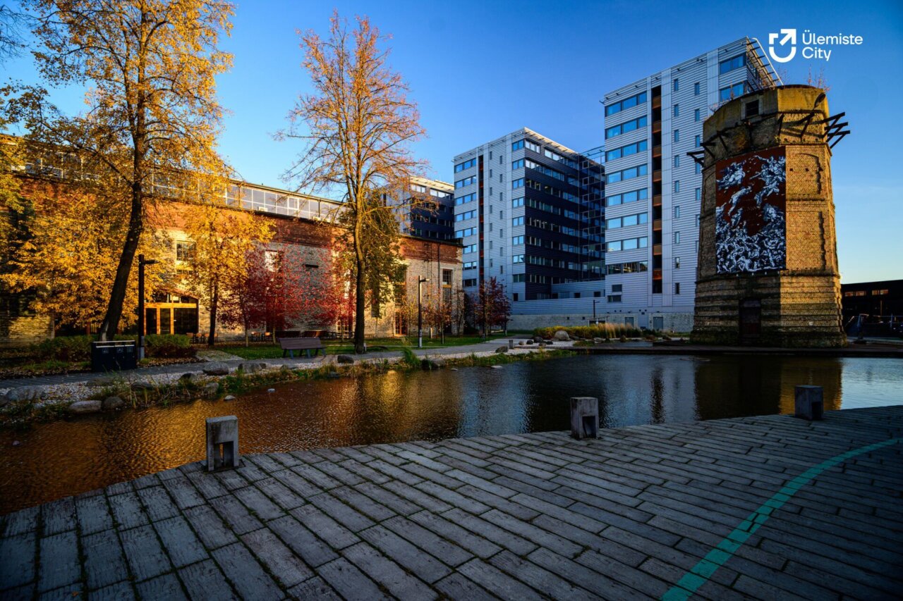 Heade vaadetega avar büroopind Ülemiste Citys.